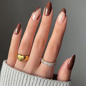 What are Almond Nails?