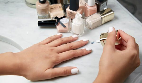 12 Best Nail Colors for Pale Skin