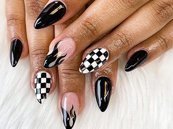 Checkerboard Nails 