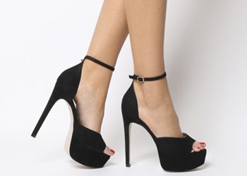 peep-toe-heels