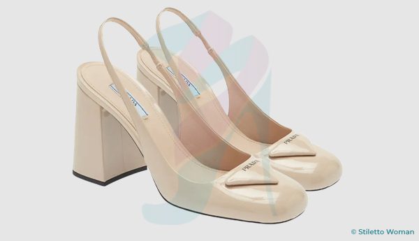 Prada - Vernice Logo Pump
