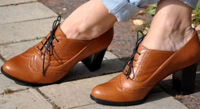 What Are Oxford Heels?